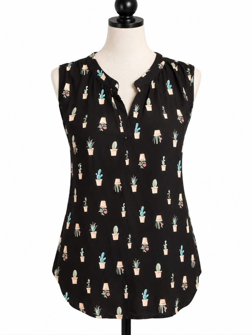 S.R. by Sweet Rain Black Cactus Print Sleeveless Blouse – Women’s XL